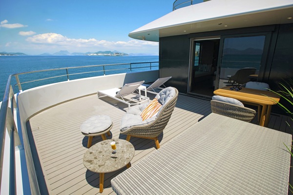 Emerald Cruises, Emerald Sakara, Yacht Suite 1.jpg